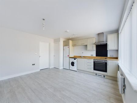 1 bedroom flat to rent - Photo 3