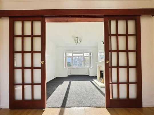 3 bedroom semi-detached house to rent - Photo 1