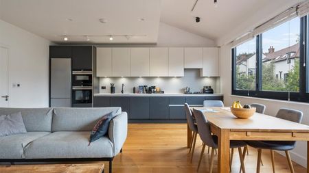 Farm Avenue, London, NW2 - Photo 5