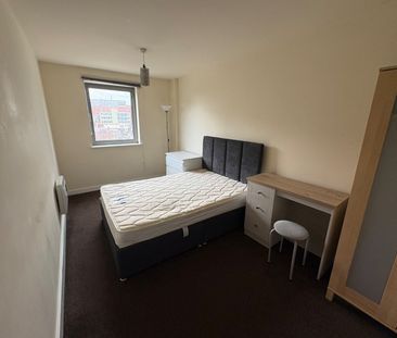 2 bedroom apartment to rent - Photo 4