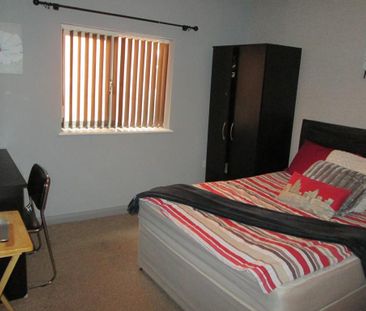 1 bedroom in a house share to rent - Photo 6