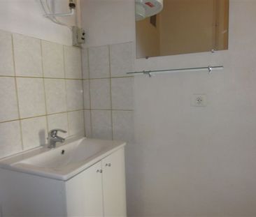 Location Appartement 2 pièces Meublé 34m² LE CREUSOT 71200 - Photo 5