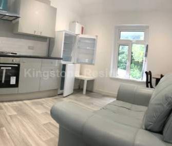 1 bedroom property to rent in Cardiff - Photo 3