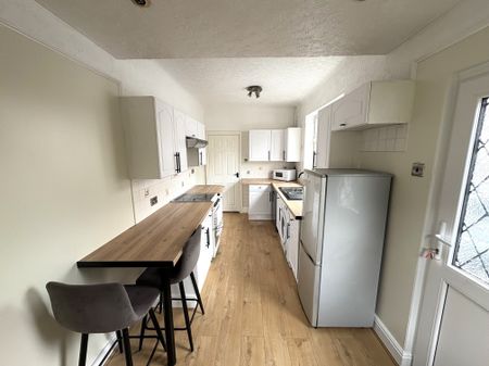 Loretto Drive, Wirral - Photo 5