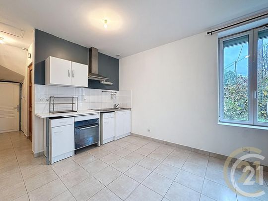 Location Appartement 2 pièces 47m² PRINGY 77310 - Photo 1