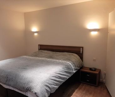 Ruim gelijkvloers appartement (175m²) in het centrum - Photo 6