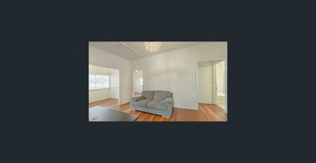 Comfortable 3-Bedroom Home in Walkervale - Close to the CBD! - Photo 3