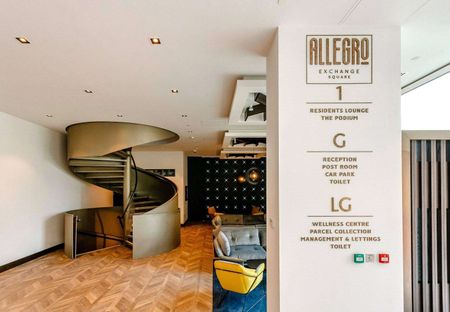 2 BED 2 BATH APARTMENT | AVAILABLE NOW | IN HIGH DEMAND | PARKING AVAILABLE | PRIME LOCATION | 24-HOUR CONCIERGE | RESIDENTS GYM - Photo 2