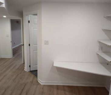 One bedroom basement apartment - Photo 4