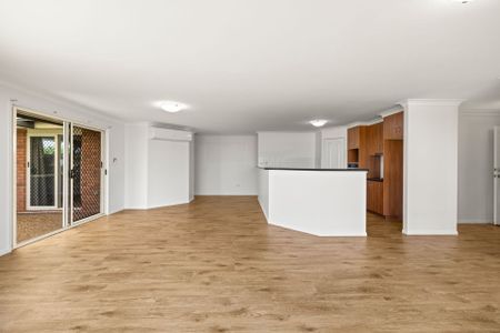 Renovated Spacious Modern Family Home in Great Location - Photo 3