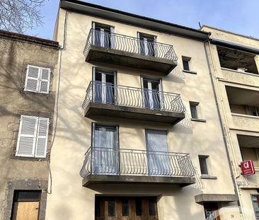 Location Appartement 2 pièces 61m² RIOM 63200 - Photo 3