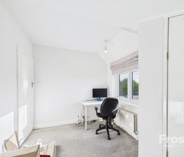 Wendover Road, Burnham, Bucks,SL1 - Photo 2