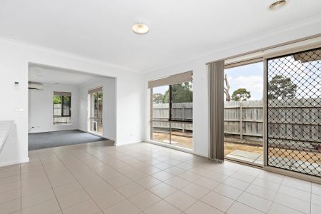 3 Bedroom Unit In Great Location - Photo 2