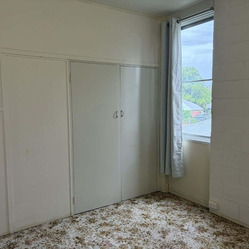 Convenient & Low-Maintenance Living in the Town Circle - Photo 1