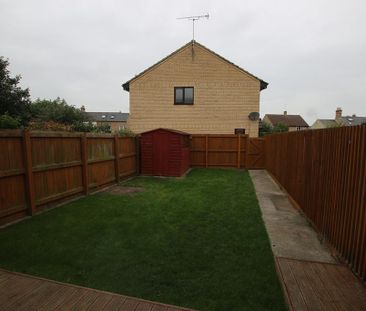 3 bedroom terraced house to rent - Photo 6