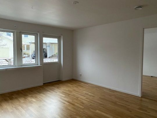 Skiftesvägen 18 - Foto 1