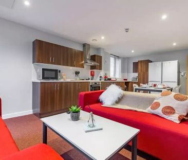 7 Bed Club Studio - Photo 1