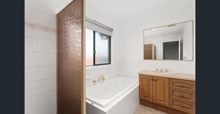 Spacious Family Home in a Wonderful Location - Photo 2