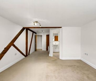 3 bedroom apartment to rent - Photo 1