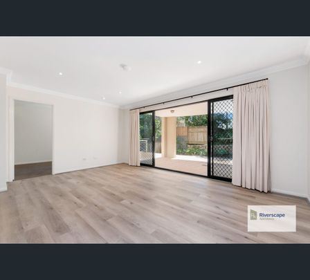 403/36 Macdonald Street, Kangaroo Point, Qld 4169 - Photo 1