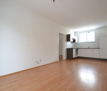 Strassgang – 55m² – 3 Zimmer – großer Balkon – inkl. Parkplatz – ab... - Photo 3