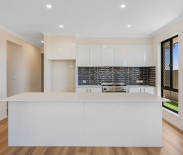 Luxury Living Awaits at 58 Daisy Street - Photo 5