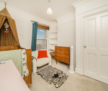 3 bedroom parking to rent - Photo 4