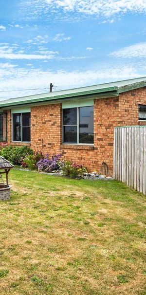 3 Bedroom home close to Sporting Facilities & CBD - Photo 2