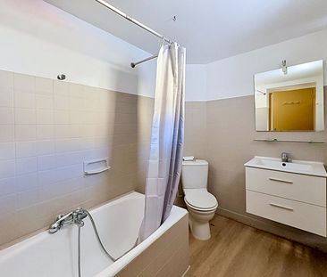 Location Appartement 2 pièces 43m² - Photo 3