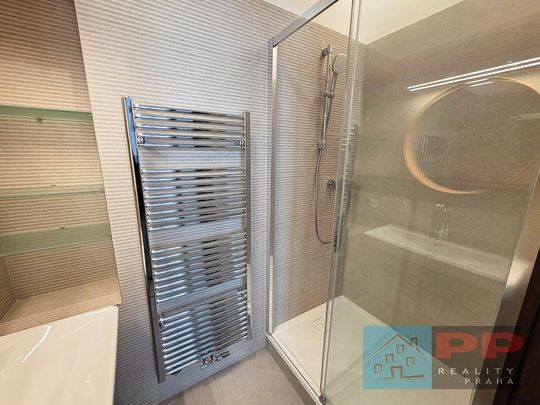 Pronájem bytu 2+kk 55 m² - Photo 1