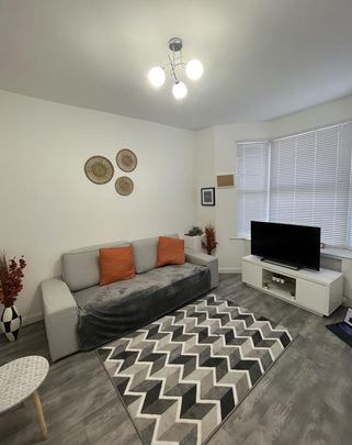 Southampton Road - Photo 1