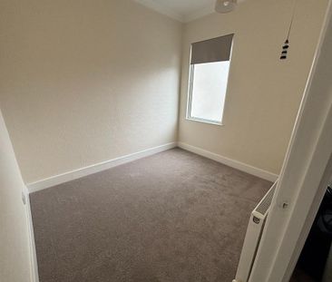 3 bedroom apartment to rent - Photo 5