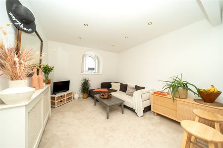Hogarth Road, Earls Court, SW5, London - Photo 4