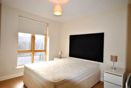 Newtown Hall, Hazelbrook Square, Whitehall Road, Churchtown, Dublin 14 - Photo 3