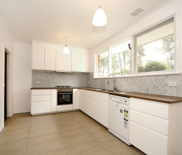 101 Whites Lane, Glen Waverley - Photo 2