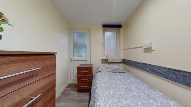 Flat share to rent - Photo 1