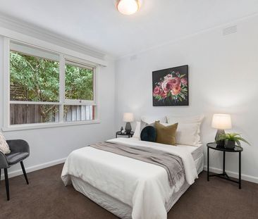 Lovely Two Bedroom Unit in Good Location! - Photo 4