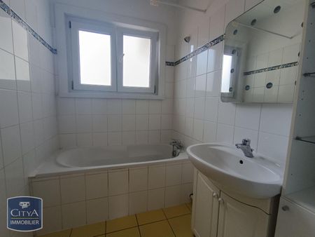 Location Appartement 3 pièces 62m² LILLE 59000 - Photo 4