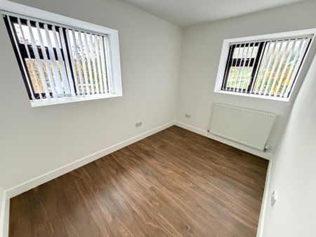 Dovedale Road, Lanesfield, Wolverhampton - Photo 5