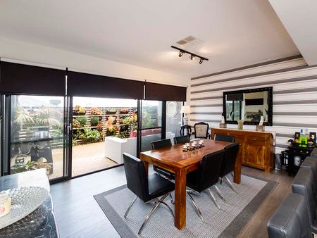 23A Eastbourne Crescent, Nollamara WA 6061 - Photo 5