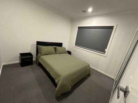 Thornhill Park - Photo 3