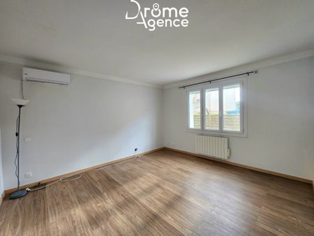 Location Maison 67m² BOURG LES VALENCE 26500 - Photo 3