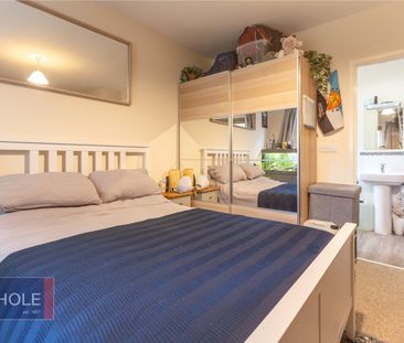 Royal Victoria Court, - Photo 6