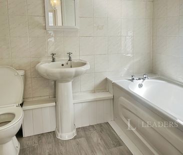 3 bedroom semi-detached to rent Sladepool Farm Road, West Midlands,... - Photo 2