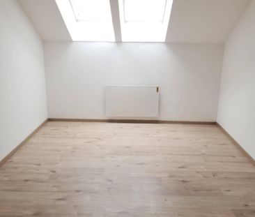 Gut aufgeteilte 1-Zimmerwohnung im Dachgeschoss - Photo 1