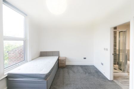 Flat 5, 27 Richmond Road, Headingley, Leeds - Photo 5
