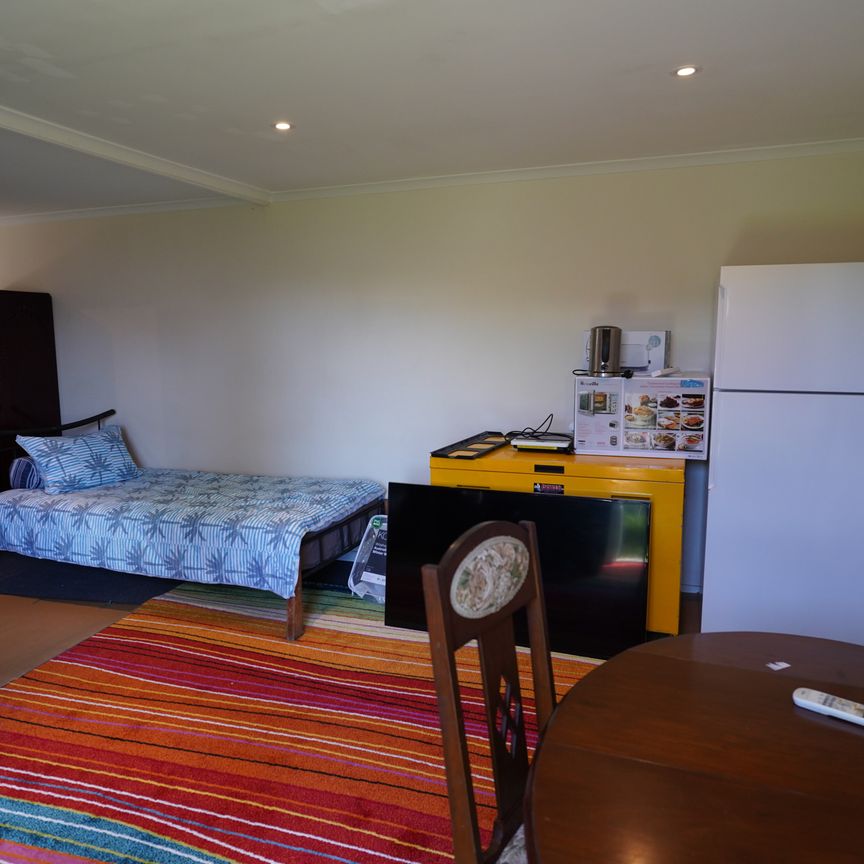 Willagee - Photo 1