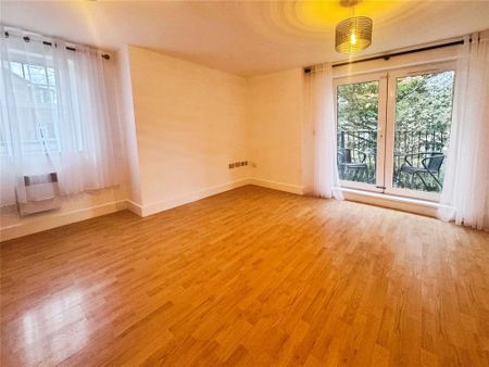 2 bedroom flat to rent - Photo 5