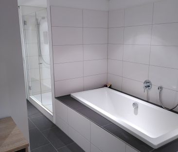 2.5 Zimmer, 85 m², 1. Stock - Foto 3