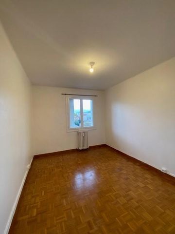 Location Appartement 4 pièces 83m² PRIVAS 07000 - Photo 4